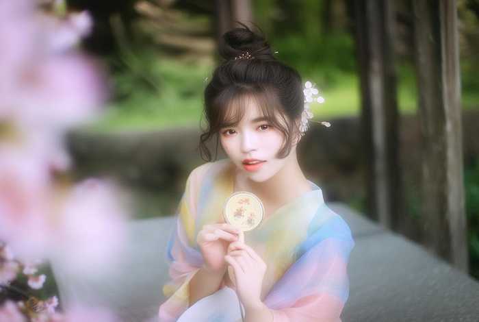美玲多大了 - 美玲多少岁