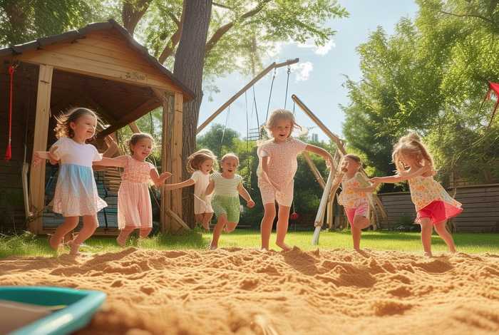 描写儿童假期生活的句子 描写儿童假期生活的句子有哪些