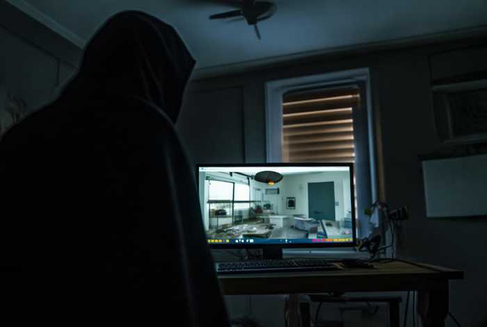 生活好像被人监控了、生活好像被人监控了怎么办