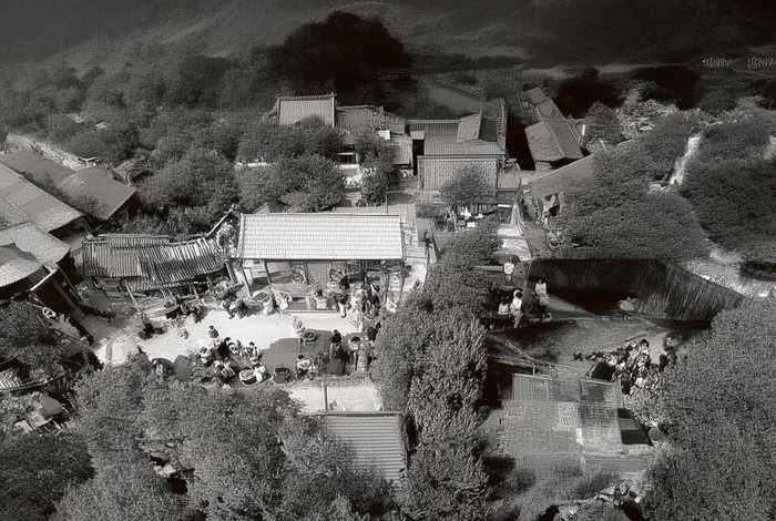 描写学校生活的一段话；描写学校生活的一段话50字