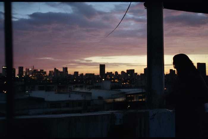 生活不相信眼泪句子；生活不相信眼泪句子摘抄