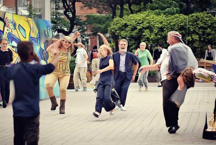 生活是个动词不是名词、生活是个动词不是名词的句子