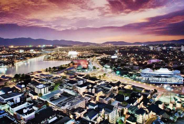 描写校园的生活的四字词语、描写校园的生活的四字词语有哪些