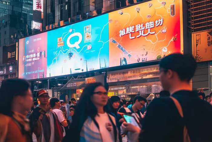 手机qq生活服务在哪2023，2020qq生活服务在哪里