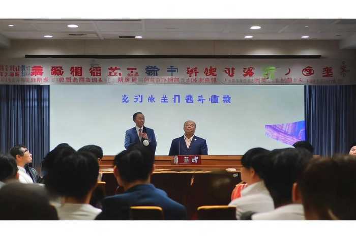 在以案促改组织生活会上点评讲话 在以案促改组织生活会上点评讲话怎么写 在以案促改组织生活会上点评讲话 在以案促改组织生活会上点评讲话怎么写