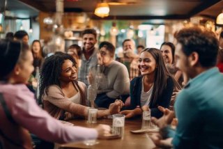 如何提高人际关系和社交经验，如何提高人际关系和社交经验英语作文