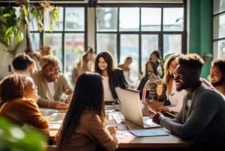 人际关系原则 工作为先 阳光心态、良好的人际关系是工作顺利开展的