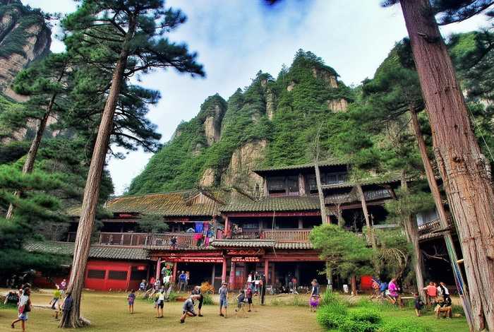 张家界旅行学校 张家界旅行学校在哪里