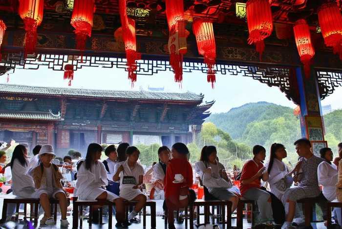 四川青年旅行社？；四川青年旅行社官网