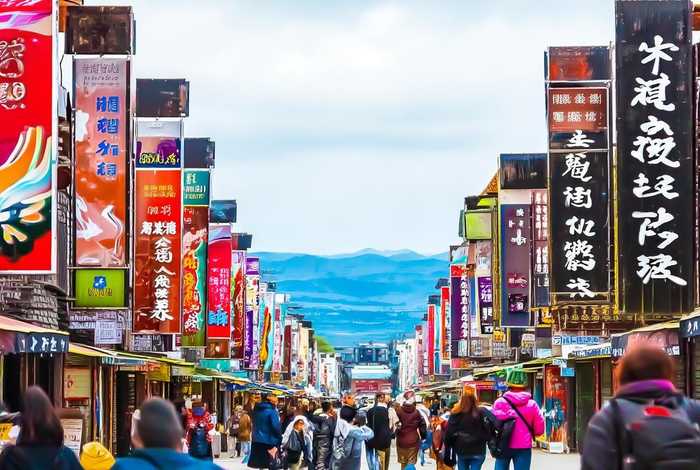 西宁旅行社有哪些（西宁旅行社有哪些名字）