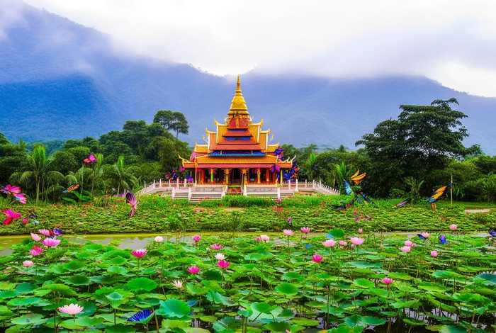 西双版纳旅行社旅游报价；西双版纳旅行社旅游报价云南最好玩的地方是哪里
