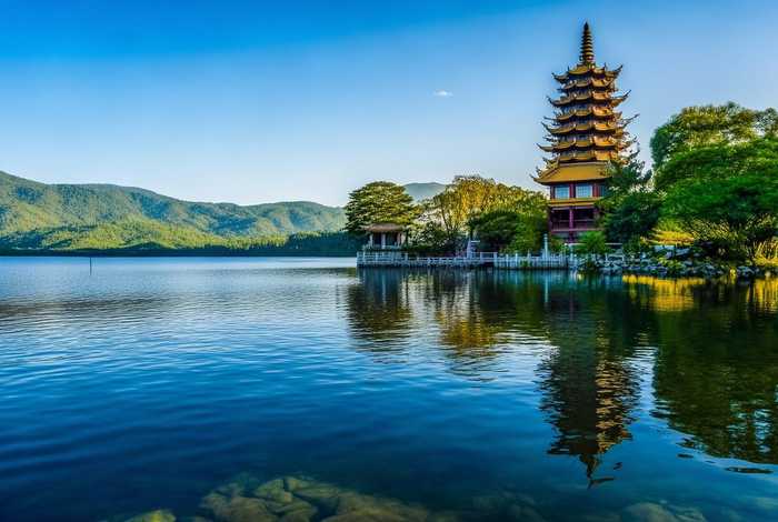 云南旅行文案高级感 - 云南旅行的文案