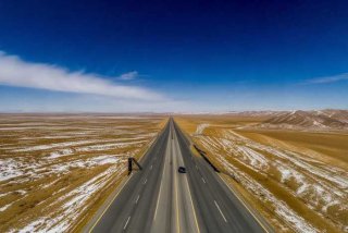 公路旅行南北疆；新疆南北公路