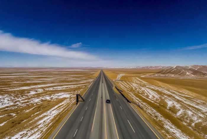 公路旅行南北疆；新疆南北公路