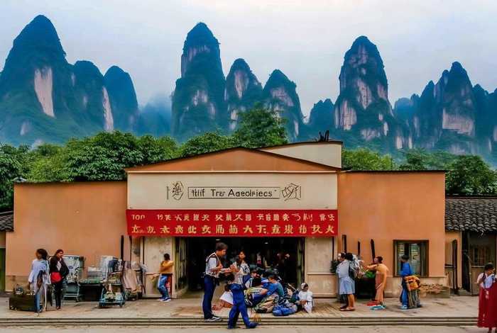 张家界旅行社排名前十名（张家界旅行社排名前十名地址）