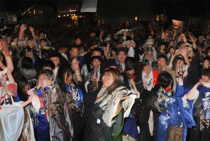 发电机工作原理动画演示视频教程 - 动画演示发电机的工作原理