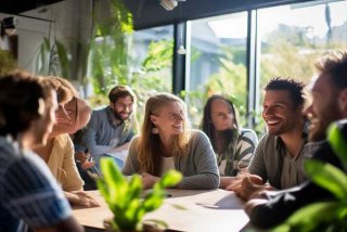 工作氛围好怎么描述简短点；工作氛围很好怎么表达