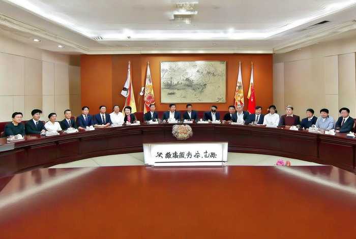 关心下一代工作委员会领导小组名单；关心下一代工作委员会领导小组名单怎么写