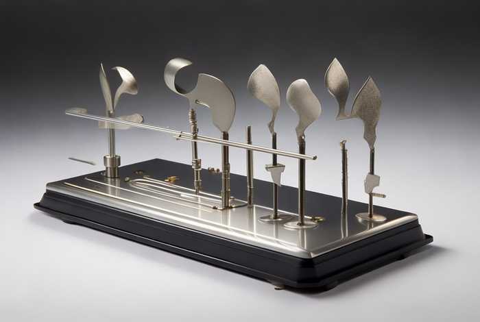 验电器的工作原理图片；验电器的工作原理图片高清