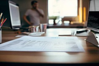 工作自我鉴定1200字 工作自我鉴定1200字左右