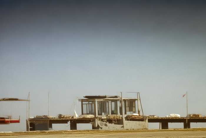 空调的工作原理是什么100字概括，空调的工作原理是什么用物理知识解答