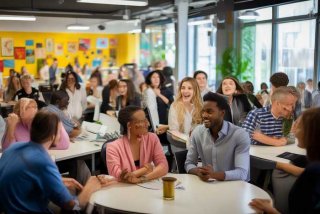 工作氛围融洽怎么描述，工作氛围融洽怎么描述出来