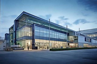 电子产品制造厂区的建筑有哪些（电子产品制造厂区的建筑有哪些特点）