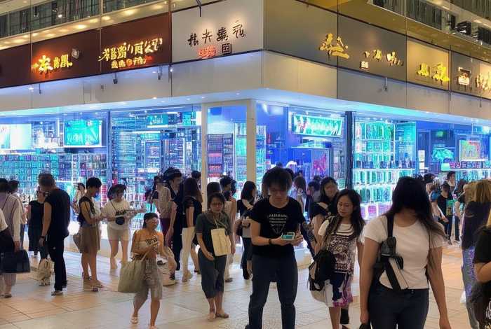 香港哪里买电子产品比较好；香港哪里买电子产品比较好一点