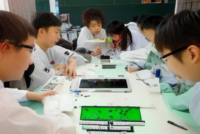 电子产品英语怎么读；电子产品英语怎么读怎么写