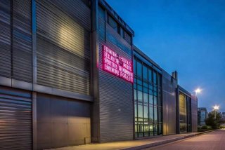 南京电子产品压装铆钉机销售点（南京电子产品压装铆钉机销售点在哪里）