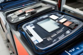 电子产品可以带上飞机托运吗，电子产品可以带上飞机托运吗现在