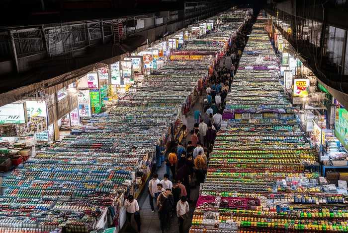 义乌电子元器件批发市场；义乌电子元器件批发市场在哪里