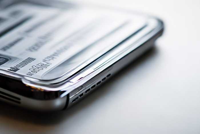 电子产品标签怎么贴（电子产品标签怎么贴上去）