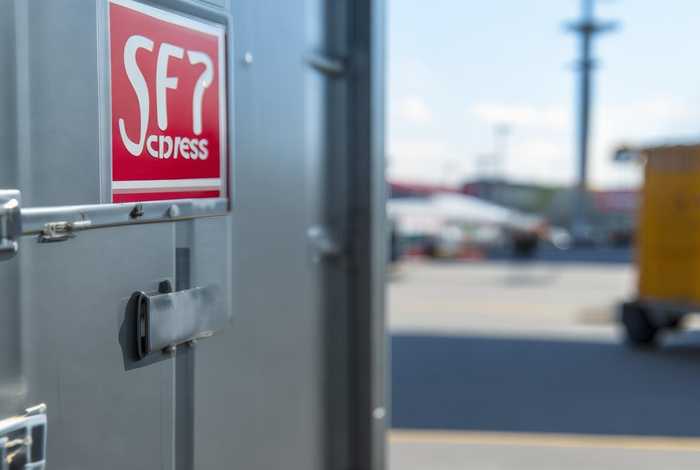 顺丰电子产品不能寄特快吗 用顺丰寄电子产品不能空运吗？