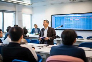 电子产品维修技术的作者李雄杰是哪个大学的老师