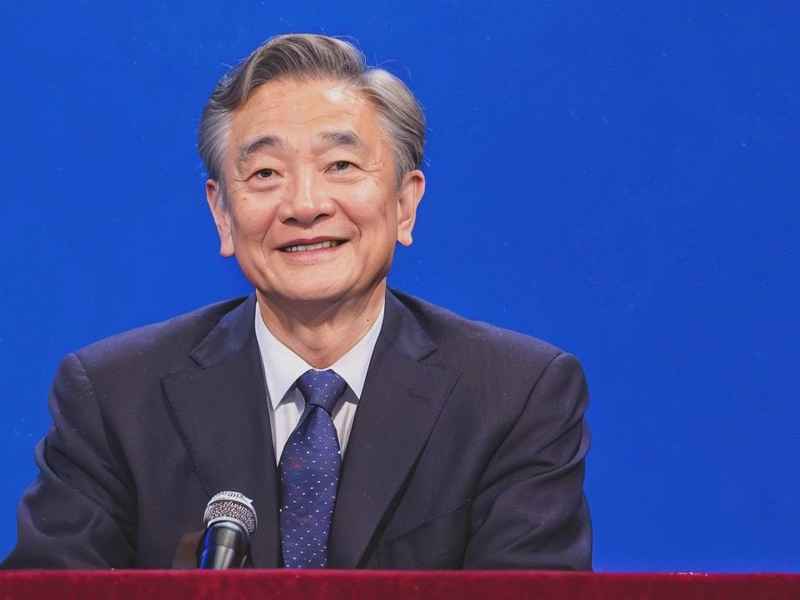 霸王龙生活在哪个时期；霸王龙生活在哪个世纪什么时期