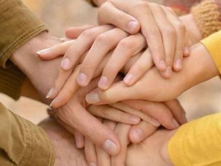 生活中怎么帮助别人 - 生活中怎么帮助别人写作文