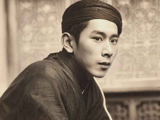 扬剧小生李高云生活照；扬剧小生李高云生活照片高清