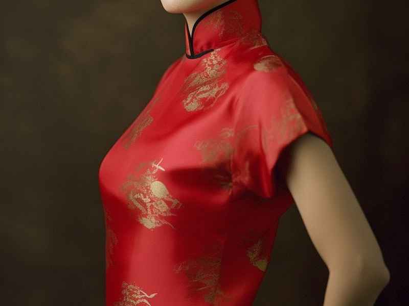 生活中中年旗袍妇女、穿旗袍的中年女性
