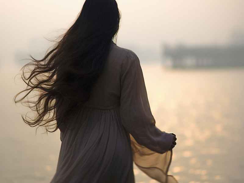 不如就放我一个人生活、不如就放我一个人生活歌词