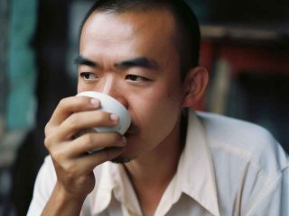 北京2000假装生活；北京2000万人假装生活