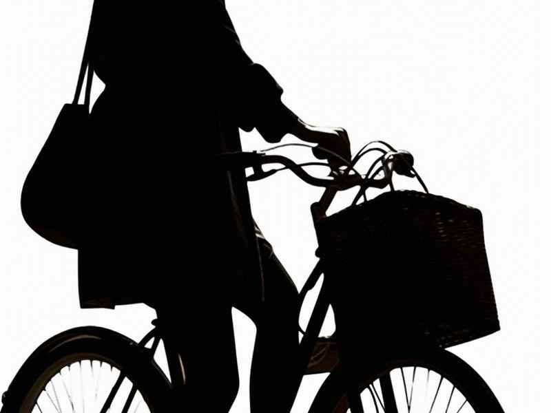 女大学生夜骑开封失败让妈妈开车接 - 女大学生骑自行车 女大学生夜骑开封失败让妈妈开车接 - 女大学生骑自行车