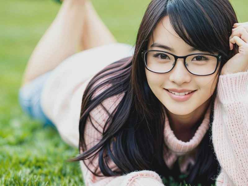 眼镜清纯美女生活照,眼镜清纯美女生活照片大全 眼镜清纯美女生活照,眼镜清纯美女生活照片大全