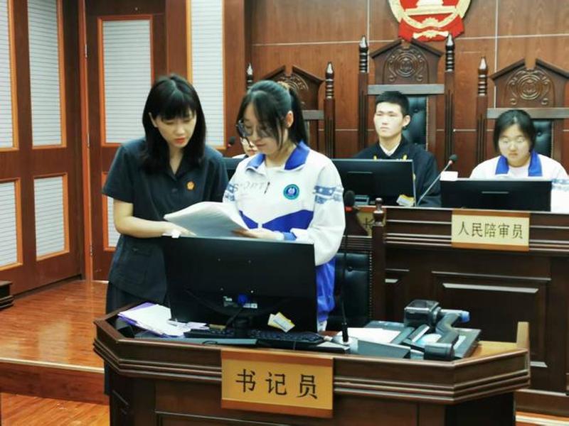 基层法官的生存现状 - 基层法官的生存现状分析 基层法官的生存现状 - 基层法官的生存现状分析