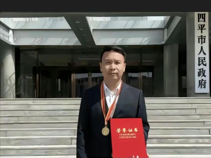 二龙湖张浩个人简历(二龙湖张浩个人简历图片) 二龙湖张浩个人简历(二龙湖张浩个人简历图片)