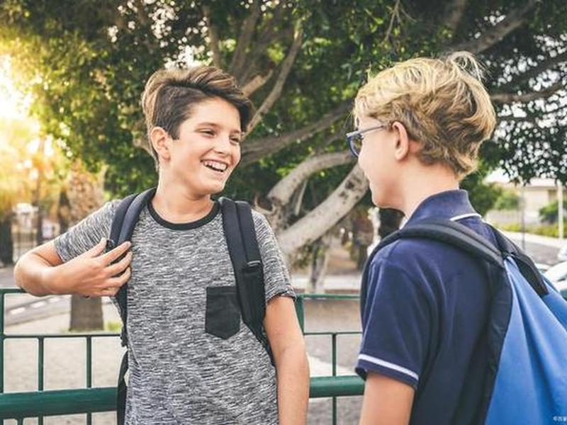 人际关系比较好的男孩;人际关系比较好的男孩子 人际关系比较好的男孩;人际关系比较好的男孩子
