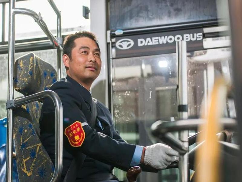 公交司机对交通发展怎样看、公交司机的未来发展 公交司机对交通发展怎样看、公交司机的未来发展