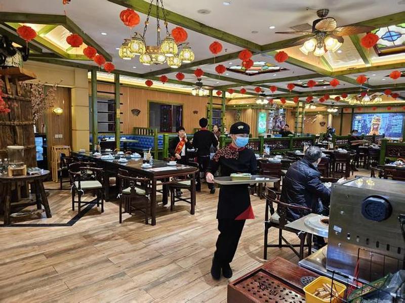 大饭店服务员会不会勾心斗角 大饭店服务员会不会勾心斗角呢 大饭店服务员会不会勾心斗角 大饭店服务员会不会勾心斗角呢