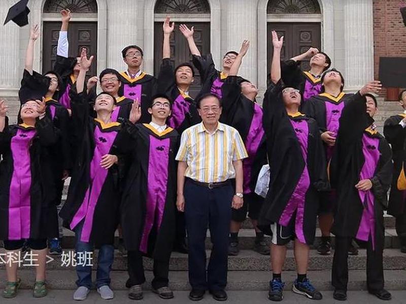 大学班级里的人都认识吗、大学班级里的人都认识吗知乎