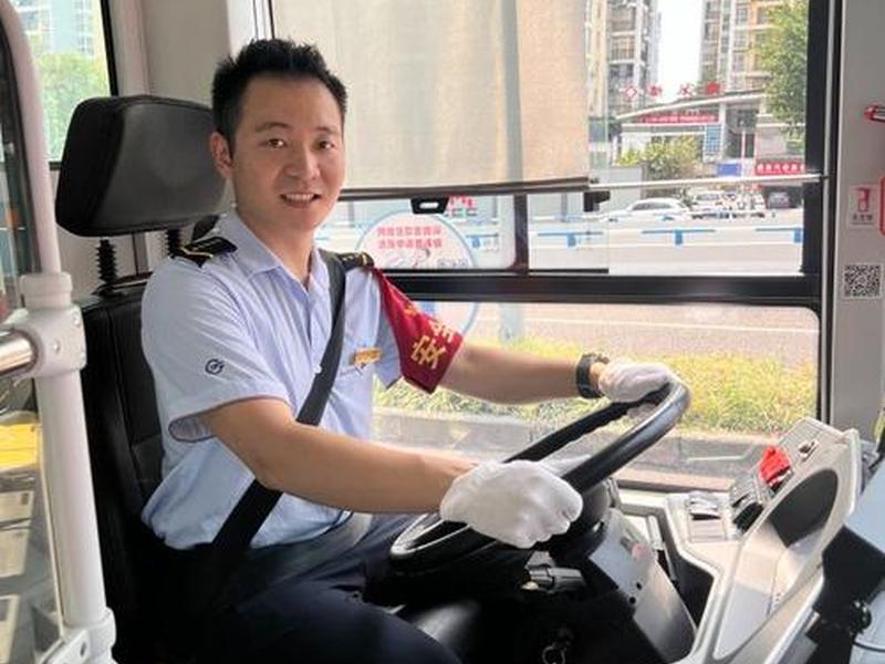 公交司机和乘客的关系 公交司机和乘客的关系有哪些 公交司机和乘客的关系 公交司机和乘客的关系有哪些